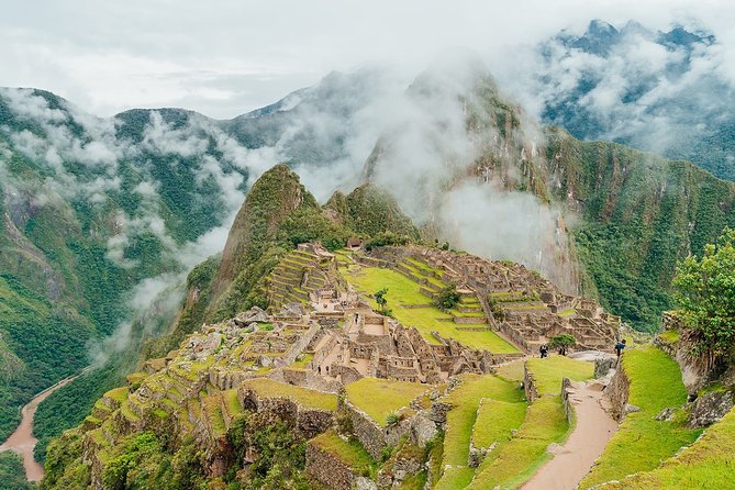 Full Day - Machu Picchu Tour by Train - Private Service - Machu Picchu Highlights