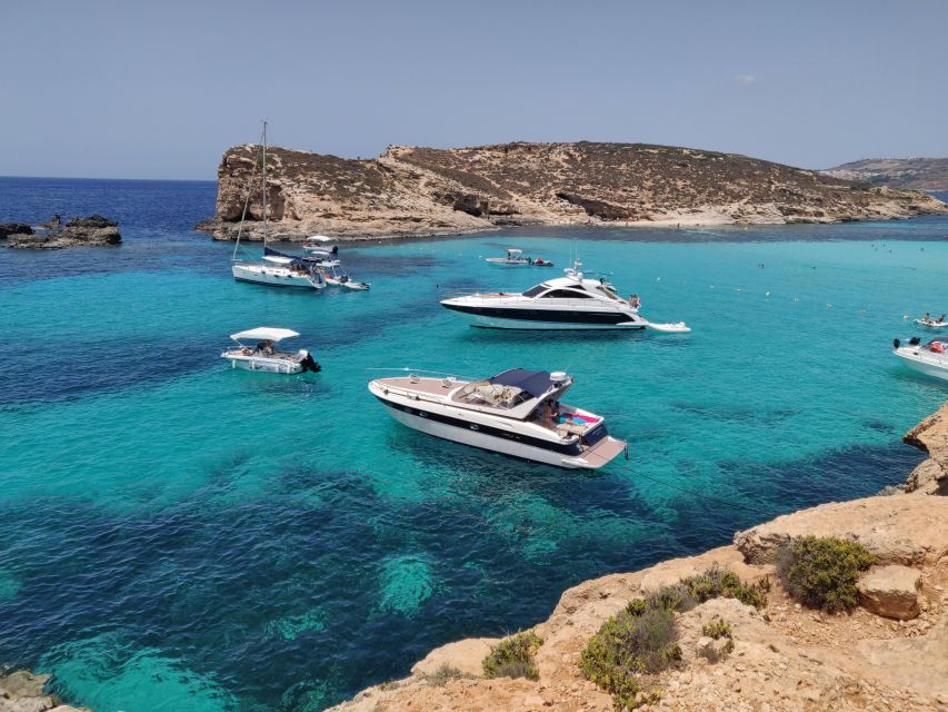 Full Day Private Boat Charter in Malta & Comino - Onboard Amenities