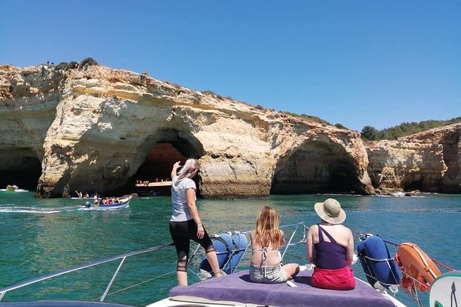 Full Day Private Yacht From Lagos With Drinks, Tapas, Paddle Boards and Kayak - Activities and Onboard Offerings