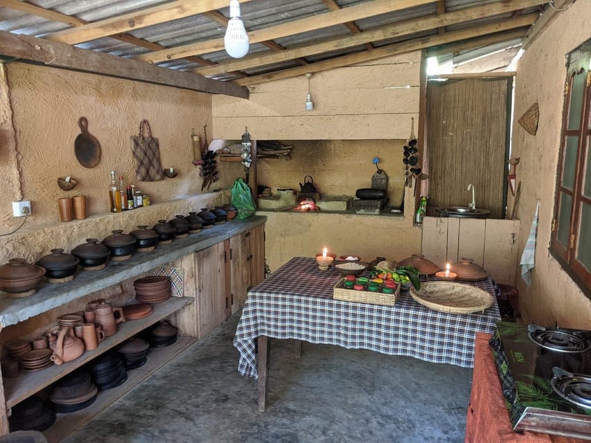 Galle: Cooking Class at a Local Home and Market Tour - Included in the Experience