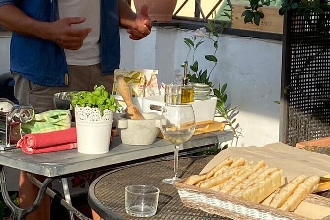 Genoa: Hands-On Cooking Class and Wine Tasting With a Sommelier - Wine Tasting With a Sommelier