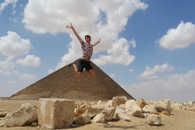 Go Tour Cairo : 2 D Guided City Tour & Giza Pyramids and Sakkara - Delve Into Memphis and Sakkara