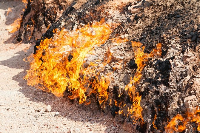 Gobustan+Absheron Day Trip - Fire Temple and Burning Rocks