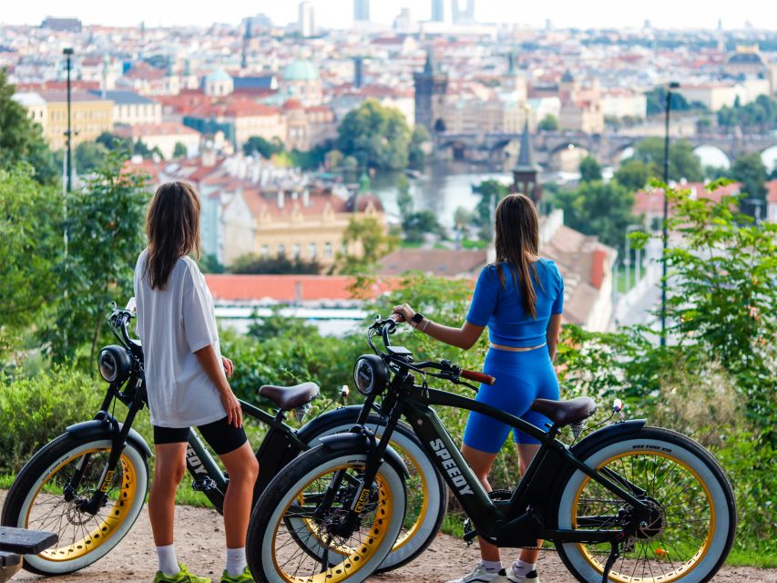 Gorgeous Prague Night Retro E-Bike Tour ( Live Guided ) - Customer Reviews