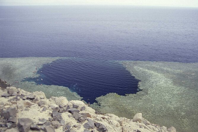 Grand Safari Including Snorkeling at the Blue Hole and a Camel Ride Along the Gulf of Aqaba - Dining and Shopping Options