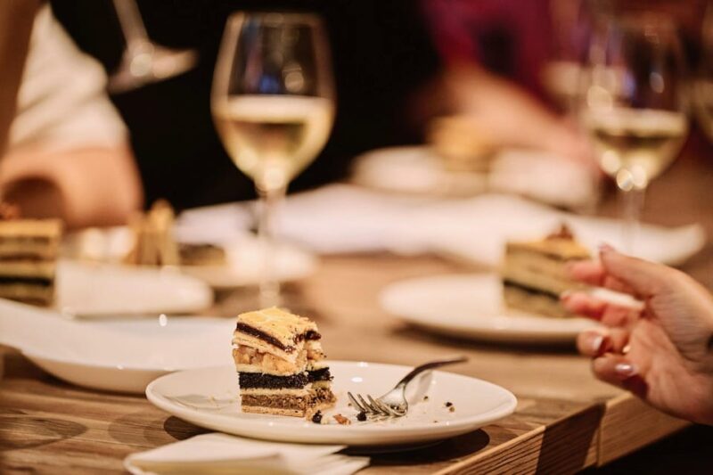 Guided Tipsy Food Tour With Drinks Included in Budapest - Customer Reviews and Feedback