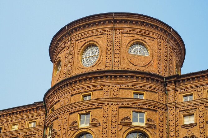 Half Day Guided Tour Turin: the Best of Baroque With Royal Palace - Personalized Guided Experience
