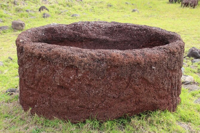 Half Day Private Tour: Rano Kau and Orongo the City of Kings - Rano Kau Volcano