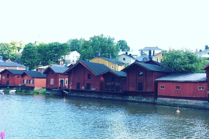 Helsinki Highlight and Porvoo Day Sightseeing Tour - Free Time in Porvoo