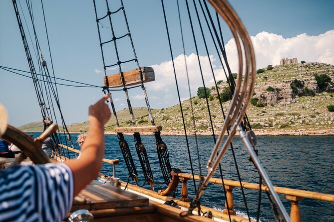 Highlights of Kornati by Traditional Sail Boat - Onboard Amenities and Activities