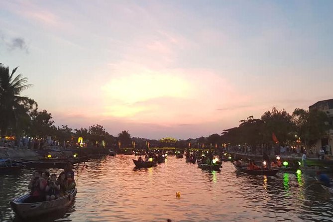 Hoi an Nightlife Tour With Hoi an Ancient Walking Tour, Boat Ride, Night Market - Guest Reviews and Feedback