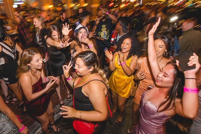 Hollywood Club Crawl - Nightlife Party Tour - What to Expect During the Tour