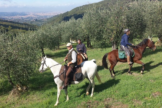 Horse Ride, Olive Oil and Local Foods Tasting in a Tuscan Farm - Personalized Experience in a Sustainable Farm