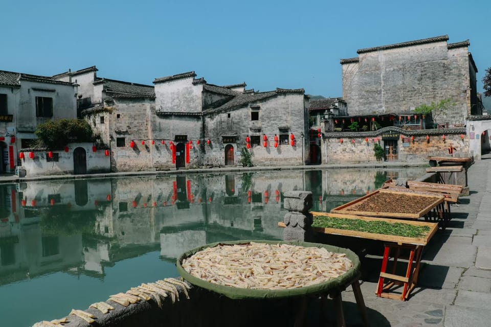 Huangshan: Ancient Huizhou Villages Xidi and Hongcun Day Trip - Participant Restrictions