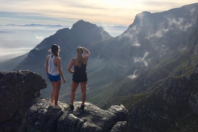 India Venster: Sensational Half-Day Route up Table Mountain - Booking and Cancellation Policy