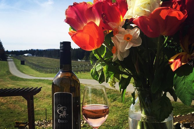 Indulge in a Wine & Food & Farms (Cheese) Tour - Cowichan Valley - Guest Reviews and Feedback
