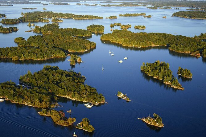 Islands, Lighthouses, and Castle Tour on the St. Lawrence River - Customer Ratings