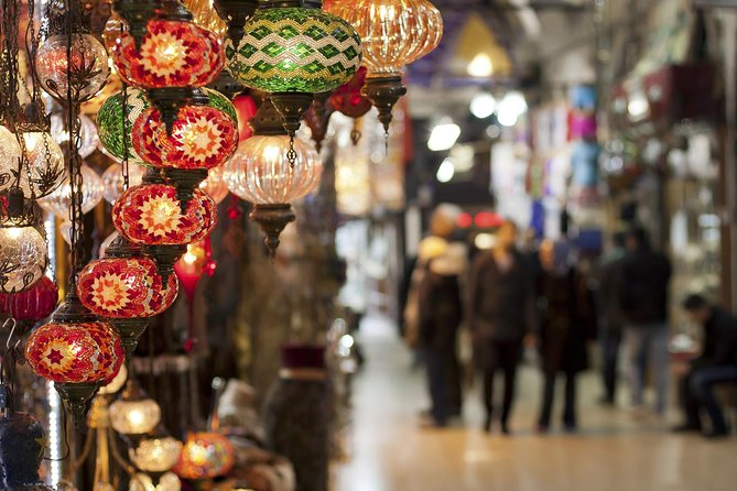 Istanbul Byzantine and Ottoman Tour: Hagia Sophia, Topkapi Palace, Blue Mosque and Grand Bazaar - Grand Bazaar Souvenir Shopping