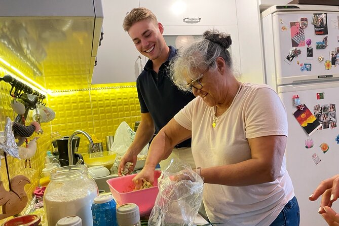 Istanbul Vegan/Vegeterian Cooking Class With Locals at Home - Class Highlights