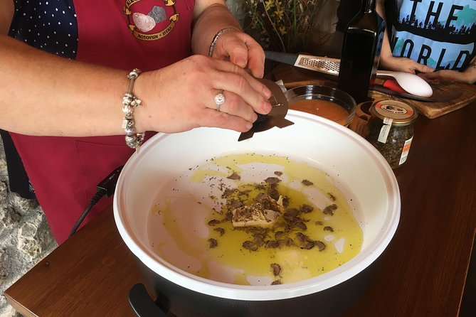 Istrian Tapestry - Gourmet Tour Combining Wine, Truffles and Olive Oil - Guided Olive Oil Tasting Experience
