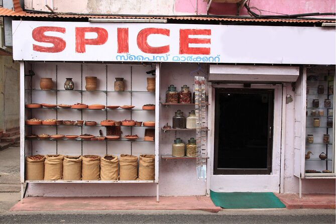 Jewish Town Walk - Kochi (2 Hours Guided Walking Experience) - What to Bring