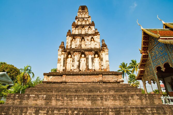 Lamphun and Lampang City Temples Small Group Tour – Full Day - Group Size and Experience