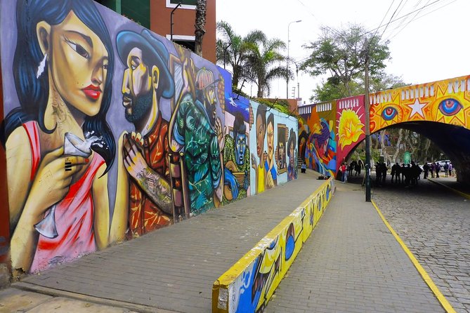 Lima City Complete - City Tour, Miraflores, Barranco & San Isidro - Visiting San Isidro
