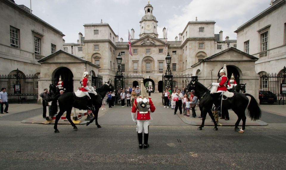 London: Household Cavalry Museum Entry Ticket - Discovering the History and Traditions