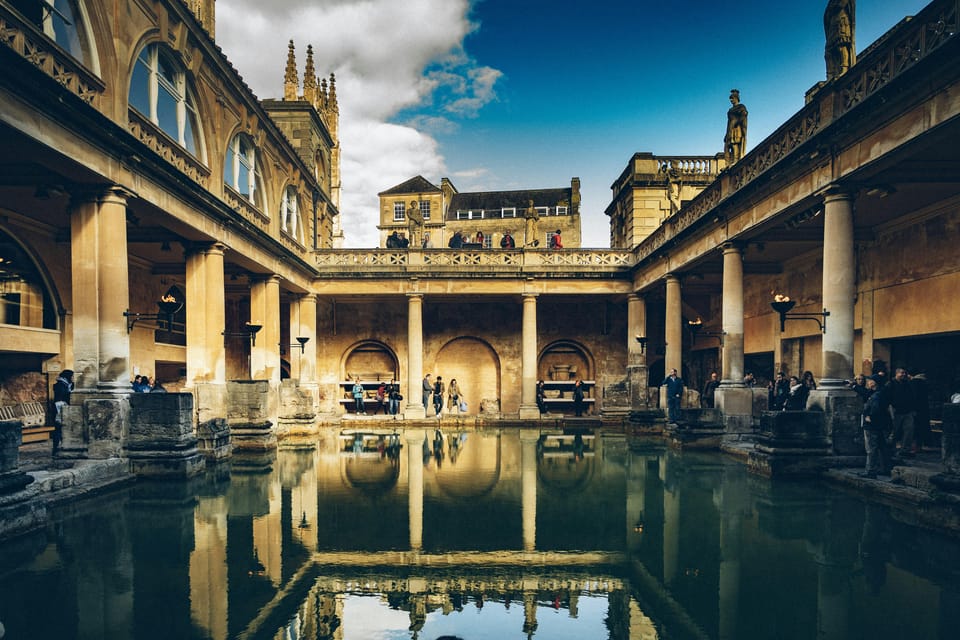 London: Tour of Bath With Guide - Sedan - Exploration Focus