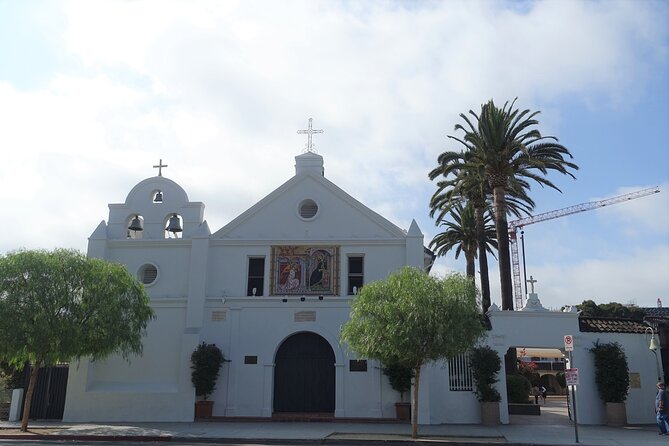 Los Angeles Beginnings Walking Tour - Group Size and Guidelines
