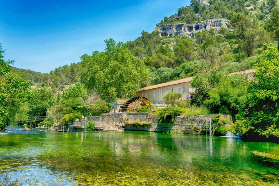 LUBERON : Gordes, Roussillon With Ochre Trail & Sorgue River - Tour Features and Inclusions