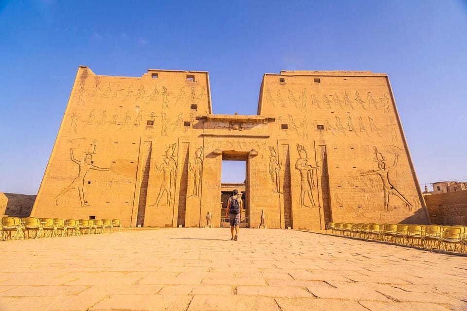 Luxor Day Tour Visit Edfu and Kom Ombo With Transfers - Languages Offered