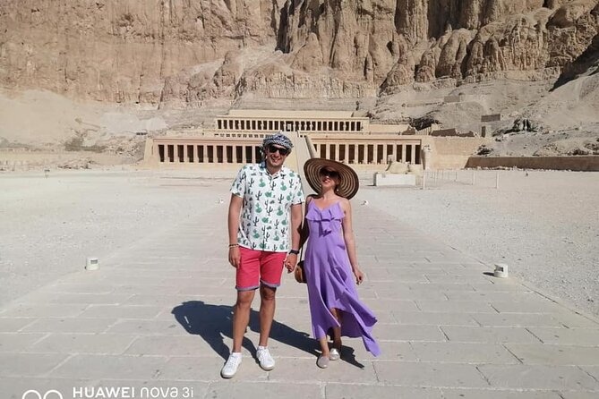 Luxor Hot Air Balloon With East and West Banks of Luxor Day Tour With Lunch - Delightful Light Lunch Options