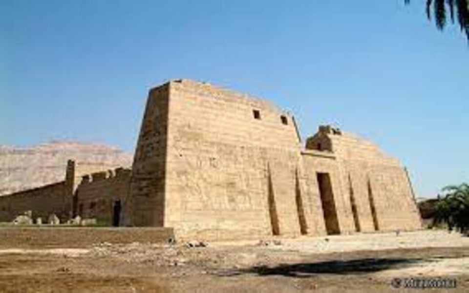 Luxor: Medinat Habu & Valley of the Queens Private Day Tour - Frequently Asked Questions