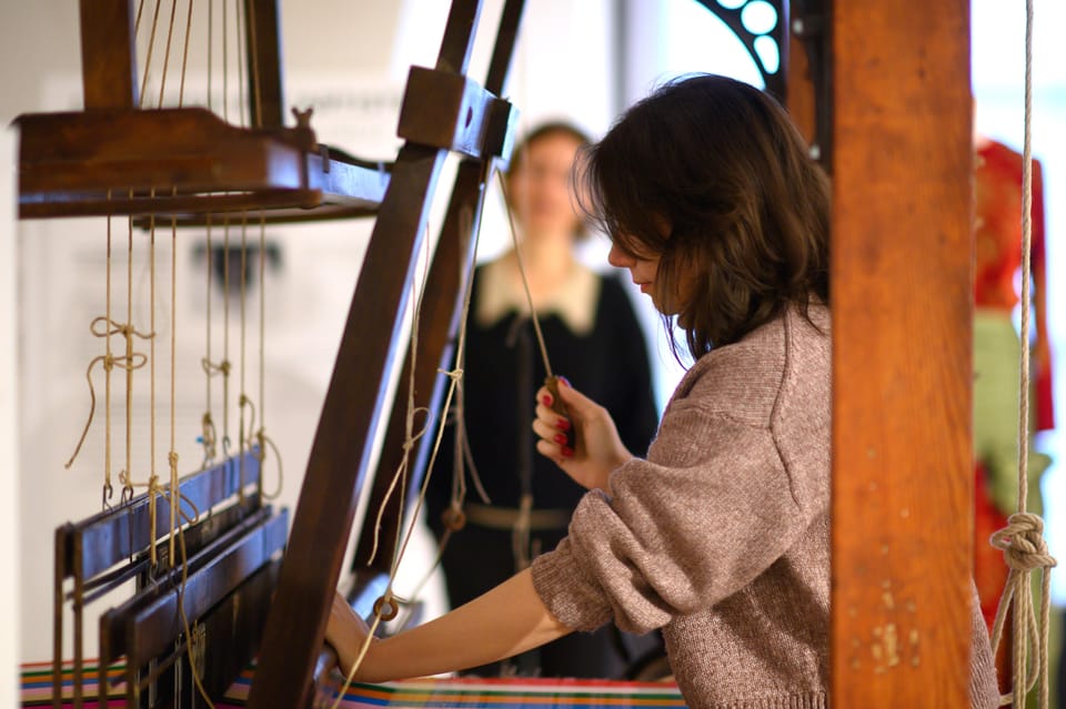 Lyon: Brochier Silk Museum Guided Tour in French - Visitor Information