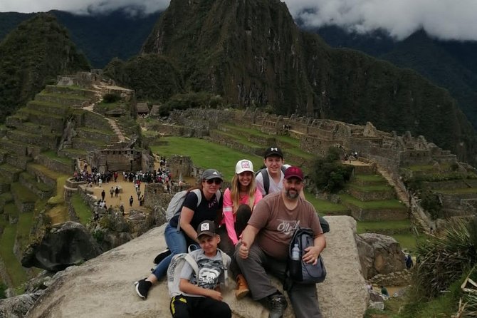 Machu Picchu Full Day the Best Service - Group Size and Fitness