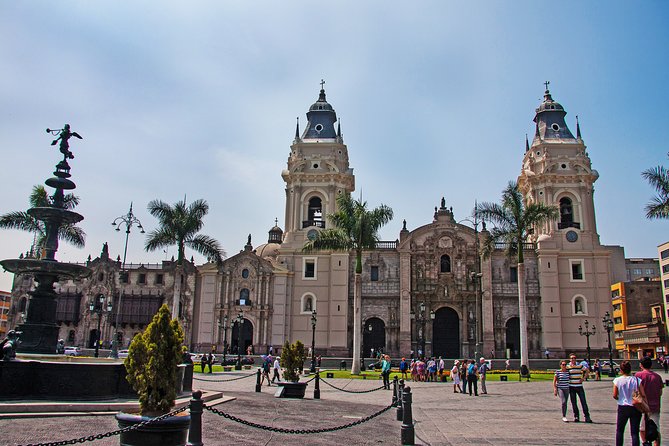 Machu Picchu & Lake Titicaca 7 Days - 24-hour Local Support