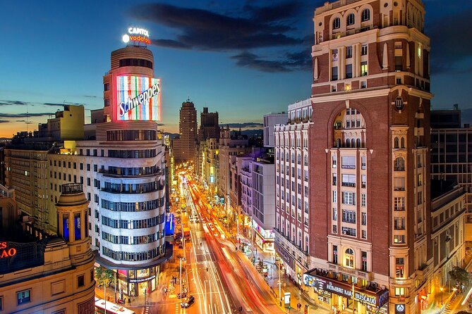 Madrid Sunset Walking Tour With Optional Flamenco Show and Dinner - Strolling Through Plaza Mayor