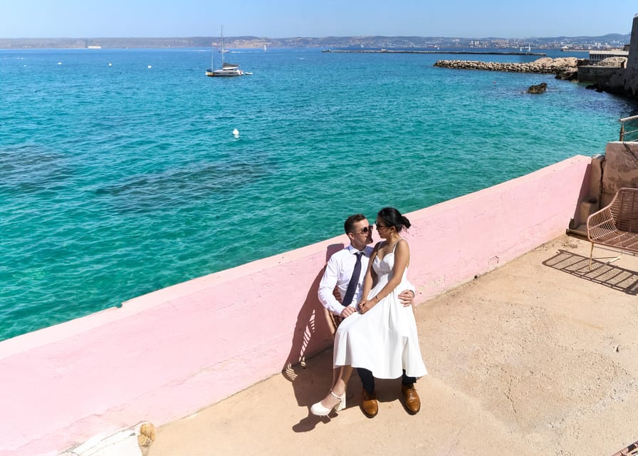 Marseille: Private Photoshoot in the Most Scenic Spots - Capturing Natural Moments