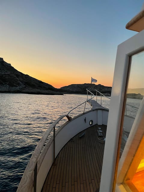 Marseille: Unforgettable Sunset Private Boat Experience - Scenic Sailing