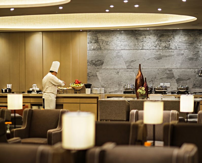 MFM Macau International Airport: Premium Lounge Entry - Lounge Location and Layout