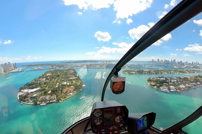 Miami Helicopter Tour: South Beach, Islands and Downtown - Scenic Views and Landmarks