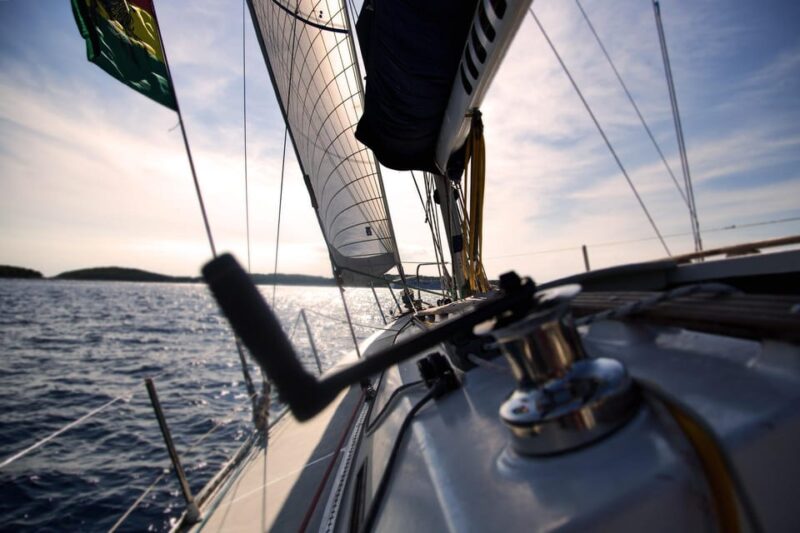 Milos: Full-Day Kleftiko Poliegos Sailboat Tour With Lunch - Customer Reviews and Ratings