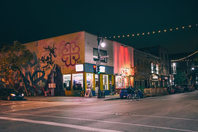 Montreal: Book A Local Host - Customizable Guided Tours