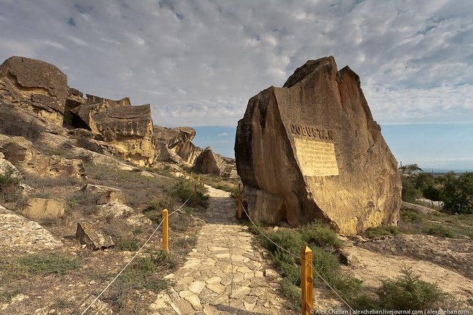 Mud Volcanoes & Gobustan Group Tour - Reviews From Previous Participants