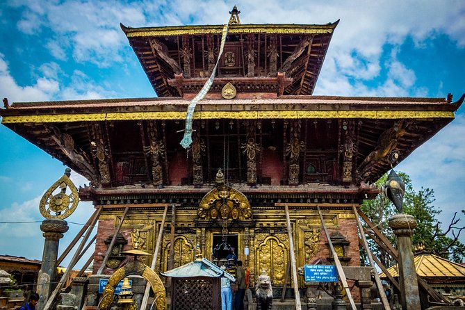 Nagarkot Sunrise With Trip to Changu Narayan Temple and Bhaktapur Durbar Square - Transportation and Services
