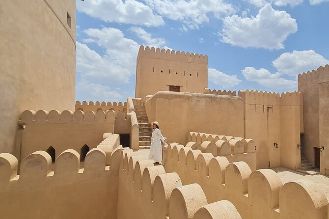 Nizwa Fort-Nizwa Souq-Birkat Al Mouz-Jebel Akhdar - Private Full Day Tour - Customer Experiences and Reviews