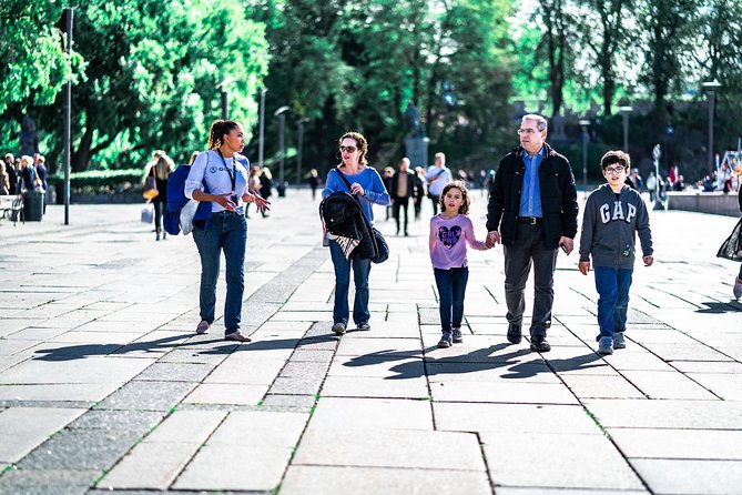 Oslo & Vigeland Park Private Walking Tour - Accessibility and Mobility Requirements