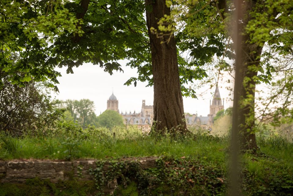 Oxford: Evening Sightseeing River Cruise With a Cocktail - Frequently Asked Questions