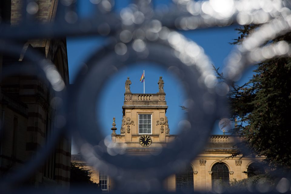 Oxford: Simply Oxford University Walking Tour - Customer Feedback and Reviews